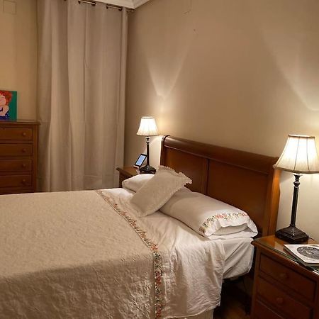 Lovely 2 Bedrooms Apartment Main Square Пласенсия Экстерьер фото